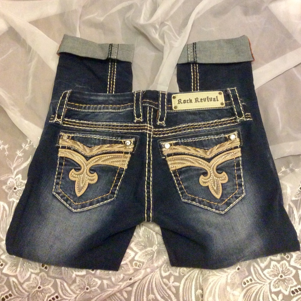 NWOT Rock Revival Sorrel Capri Buckle 26